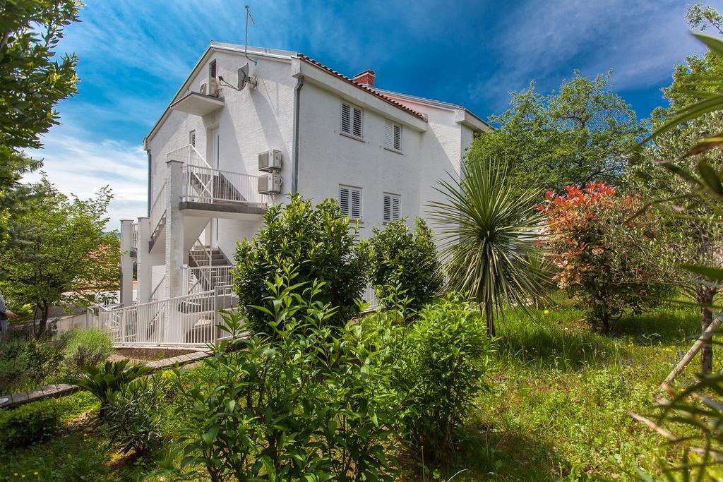 Apartments Casa Bianca ツリクヴェニツァ エクステリア 写真