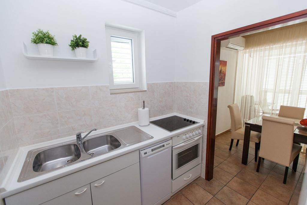 Apartments Casa Bianca ツリクヴェニツァ エクステリア 写真